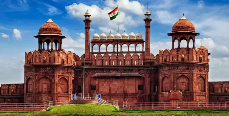 Red Fort Information In Telugu