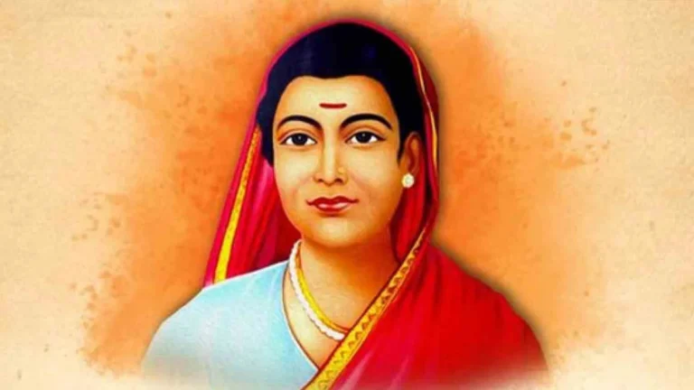 Savitribai Phule Information In Telugu